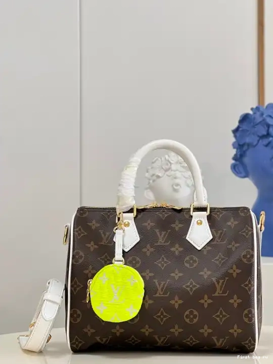 First bag ru 25 VUITTON LOUIS BANDOULIÈRE SPEEDY 0629